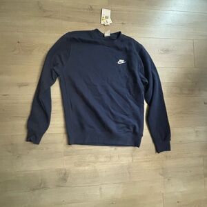Nike Men's Navy Blue Sportswear Club Fleece Crewneck Sweatshirt